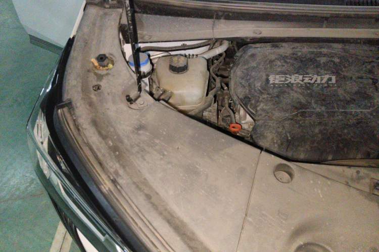 Used GAC Trumpchi M8 2024 Master Series 400T Prestige Edition Engine Bay Right