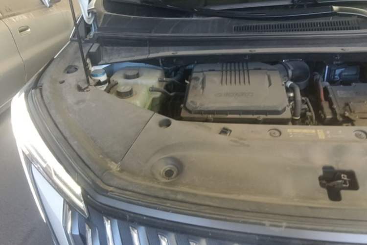 Used GAC Trumpchi M8 2024 Master Series Super Hybrid Edition Engine Bay Right