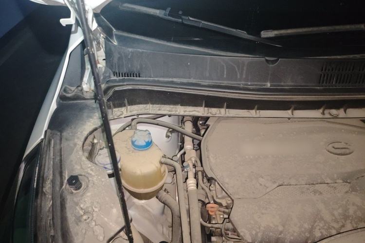 Used GAC Trumpchi M8 2024 Lingxiu Series 390T Luxury Edition Engine Bay Right