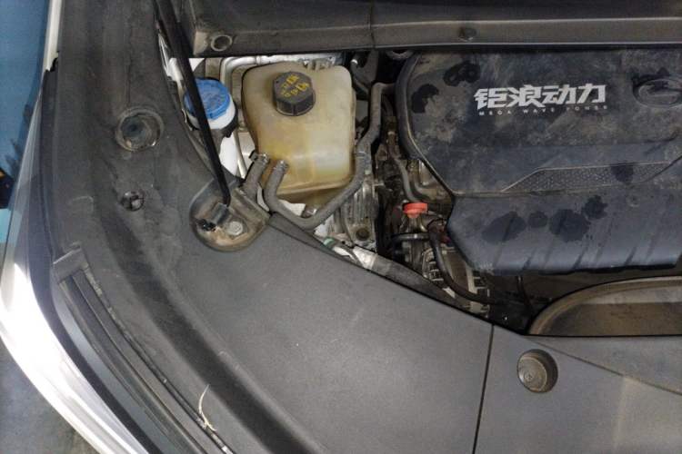 Used GAC Trumpchi M8 2024 Master Series 400T Ultimate Edition Engine Bay Right