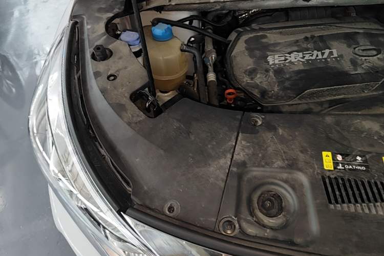 Used GAC Trumpchi M8 2024 Lingxiu Series 390T Luxury Edition Engine Bay Right