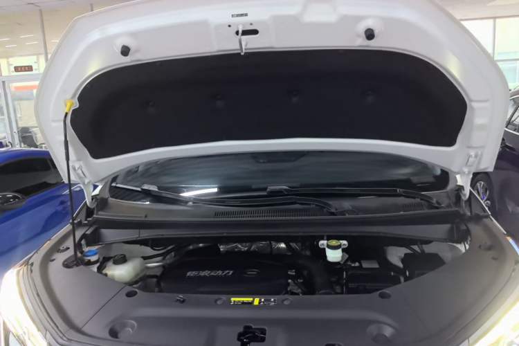 Used GAC Trumpchi M8 2024 Master Series 400T Ultimate Edition Engine Bay