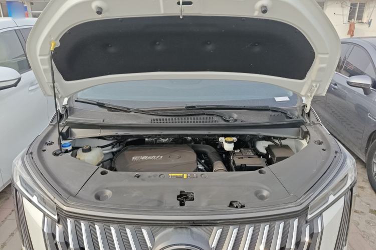 Used GAC Trumpchi M8 2024 Master Series 400T Prestige Edition Engine Bay
