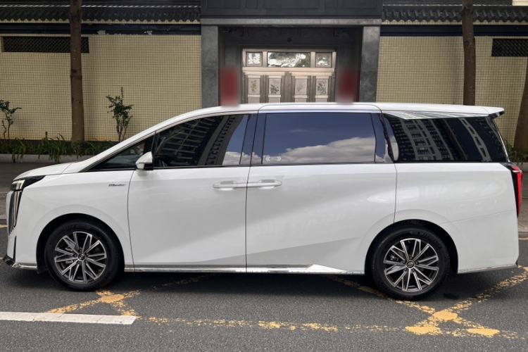 Used GAC Trumpchi M8 2024 Master Series 400T Ultimate Edition Exterior 1