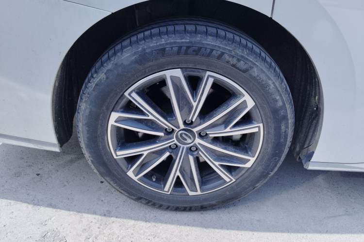 Used GAC Trumpchi M8 2024 Master Series Super Hybrid Edition Exterior 5