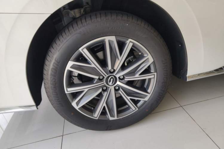 Used GAC Trumpchi M8 2024 Master Series 400T Prestige Edition Exterior 5