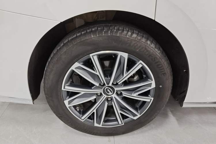 Used GAC Trumpchi M8 2024 Master Series 400T Prestige Edition Exterior 5