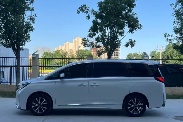 Used GAC Trumpchi M8 2024 Lingxiu Series 390T Luxury Edition Exterior 5