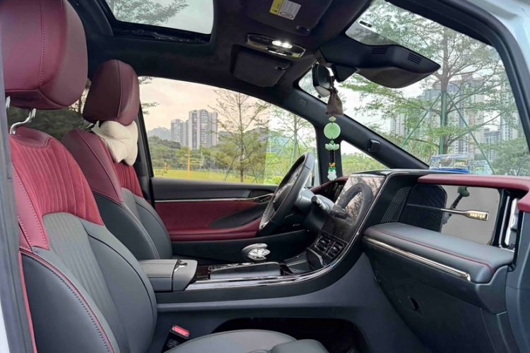 Used GAC Trumpchi M8 2024 Zongshi Series Dual-Motor Flagship Edition Exterior 8