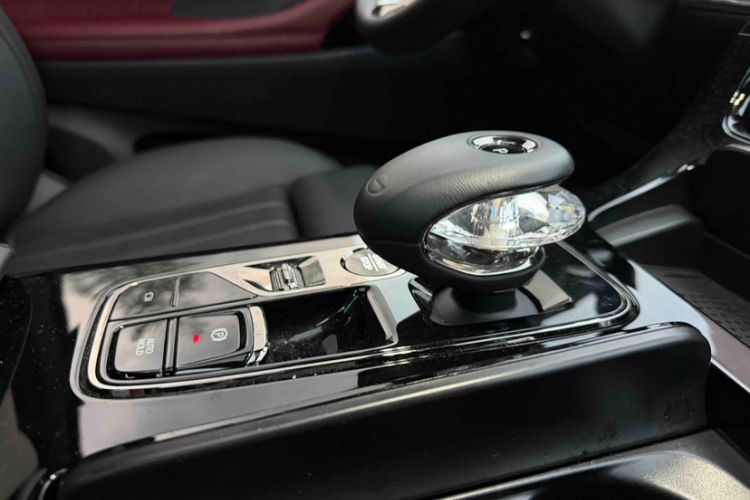 Used GAC Trumpchi M8 2024 Zongshi Series Dual-Motor Flagship Edition Exterior 9
