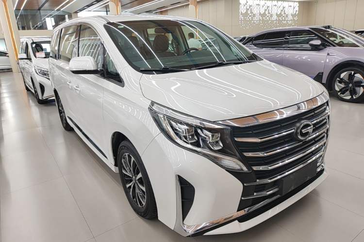 Used GAC Trumpchi M8 2024 Lingxiu Series 390T Luxury Edition Front Right 45 Deg