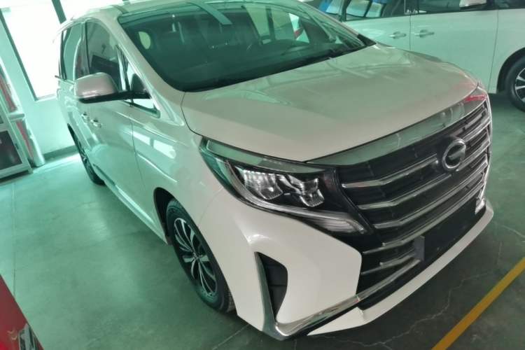 Used GAC Trumpchi M8 2024 Lingxiu Series 390T Luxury Edition Front Right 45 Deg