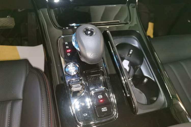 Used GAC Trumpchi M8 2024 Zongshi Series 400T Pioneer Edition Gear Lever