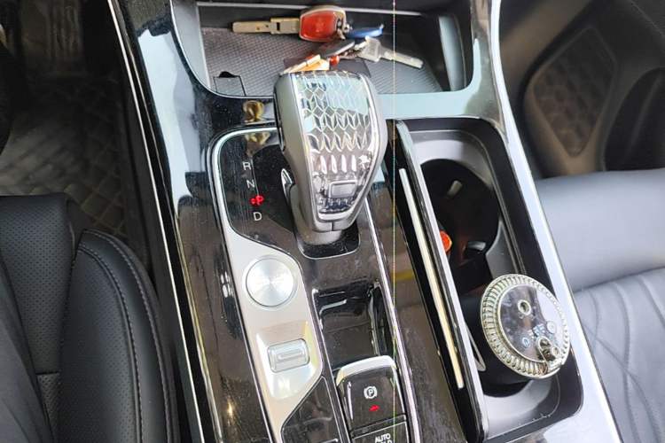 Used GAC Trumpchi M8 2024 Master Series 400T Ultimate Edition Gear Lever