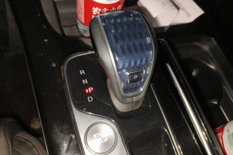 Used GAC Trumpchi M8 2024 Master Series 400T Prestige Edition Gear Lever