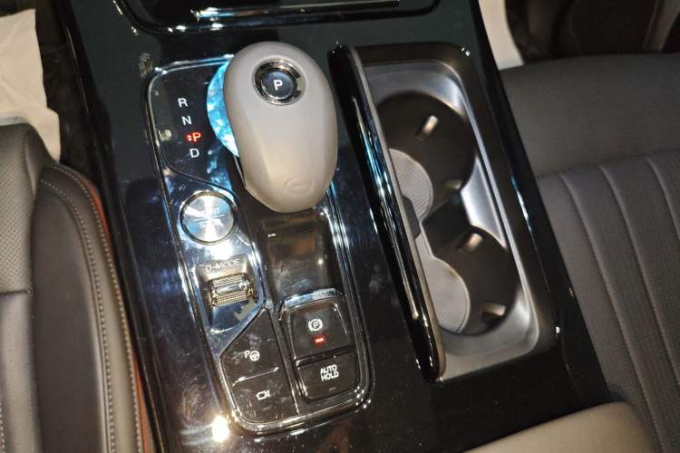 Used GAC Trumpchi M8 2024 Zongshi Series 400T Pioneer Edition Gear Lever