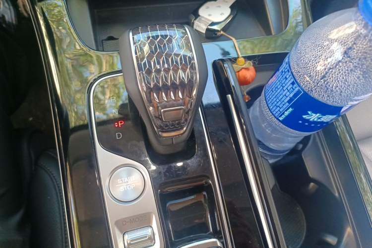 Used GAC Trumpchi M8 2024 Master Series 400T Ultimate Edition Gear Lever