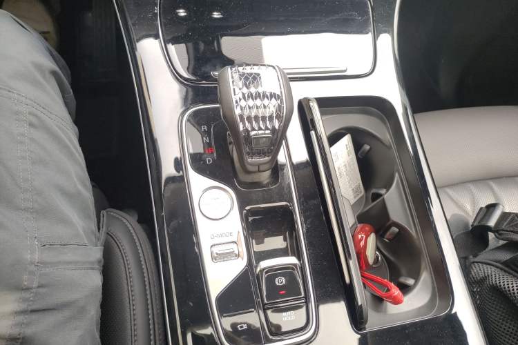 Used GAC Trumpchi M8 2024 Master Series 400T Ultimate Edition Gear Lever