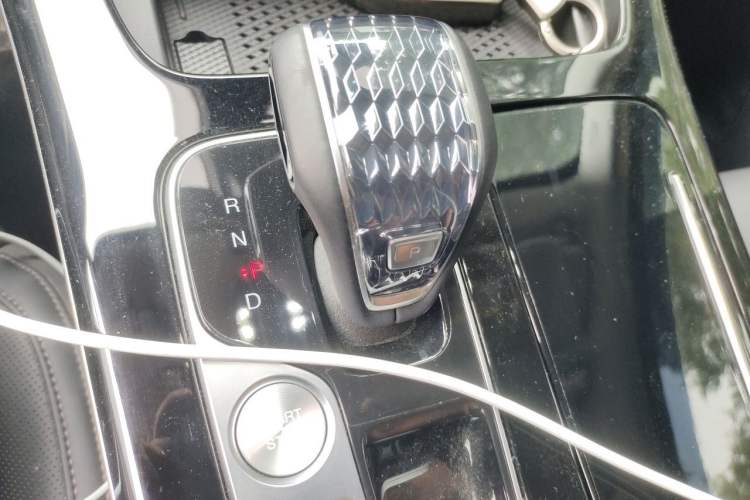 Used GAC Trumpchi M8 2024 Master Series Super Hybrid Edition Gear Lever