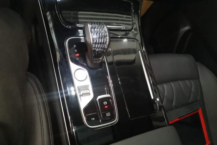 Used GAC Trumpchi M8 2024 Master Series 400T Ultimate Edition Gear Lever