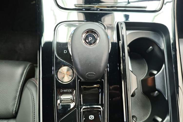 Used GAC Trumpchi M8 2024 Zongshi Series 400T Ultimate Edition Gear Lever