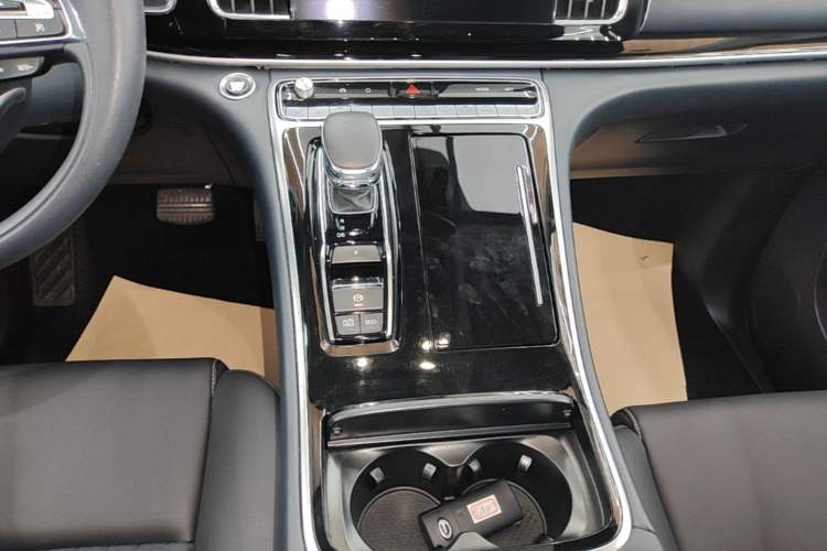 Used GAC Trumpchi M8 2024 Lingxiu Series 390T Luxury Edition Gear Lever