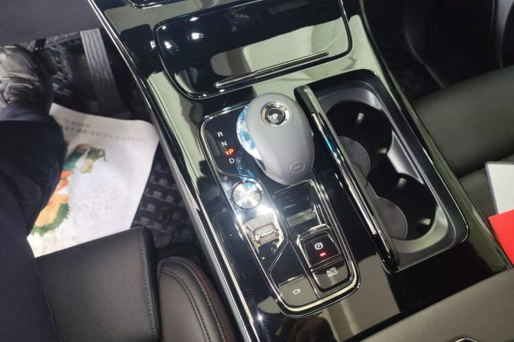 Used GAC Trumpchi M8 2024 Zongshi Series 400T Ultimate Edition Gear Lever
