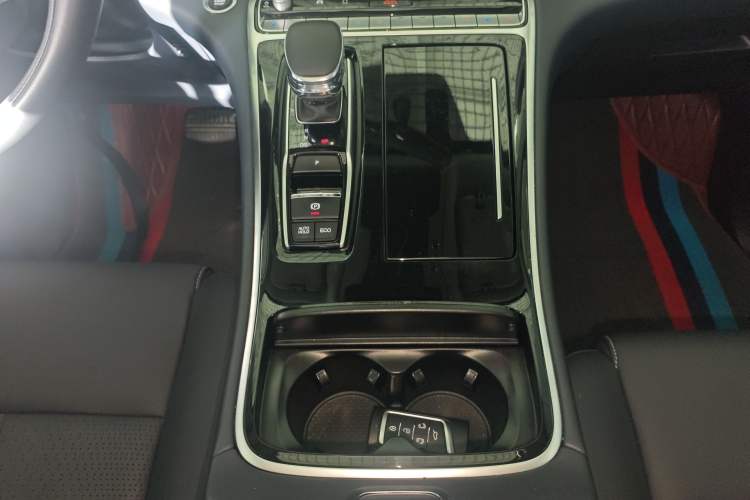 Used GAC Trumpchi M8 2024 Lingxiu Series 390T Deluxe Edition Gear Lever