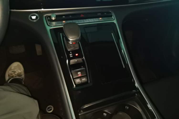 Used GAC Trumpchi M8 2024 Lingxiu Series 390T Luxury Edition Gear Lever