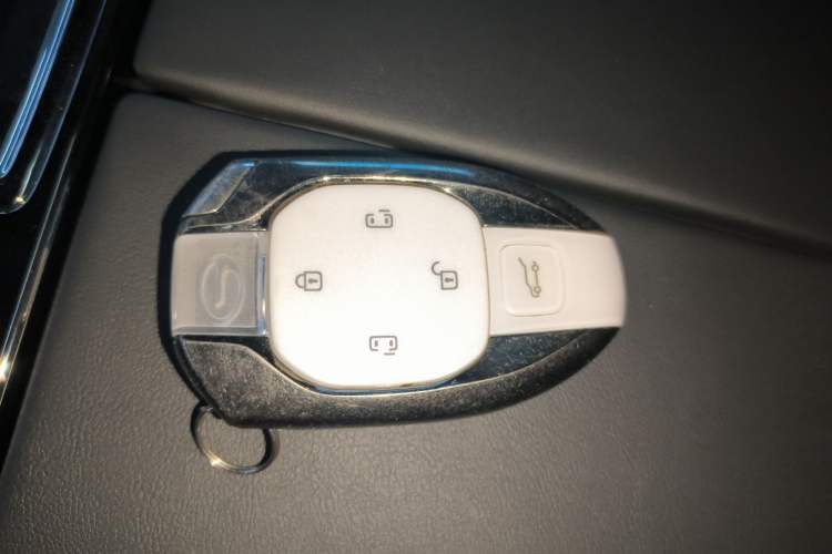 Used GAC Trumpchi M8 2024 Zongshi Series 400T Pioneer Edition Interior 1