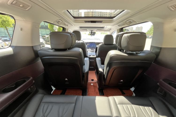 Used GAC Trumpchi M8 2024 Master Series 400T Prestige Edition Interior 1
