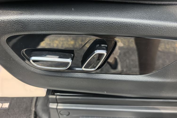 Used GAC Trumpchi M8 2024 Master Series 400T Prestige Edition Interior 10