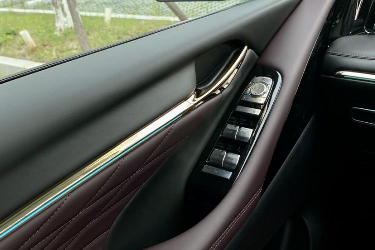 Used GAC Trumpchi M8 2024 Master Series 400T Ultimate Edition Interior 11