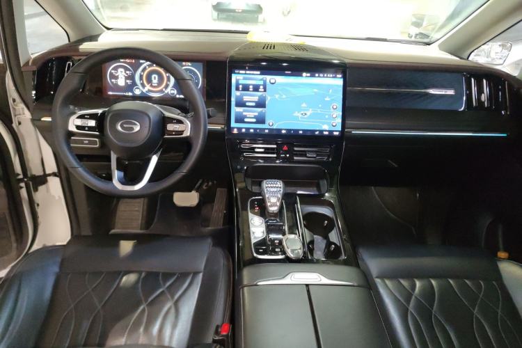 Used GAC Trumpchi M8 2024 Master Series 400T Ultimate Edition Interior 2