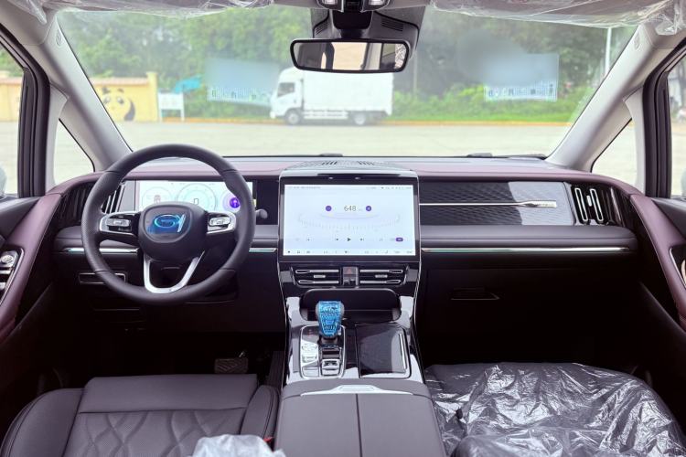 Used GAC Trumpchi M8 2024 Master Series 400T Ultimate Edition Interior 2