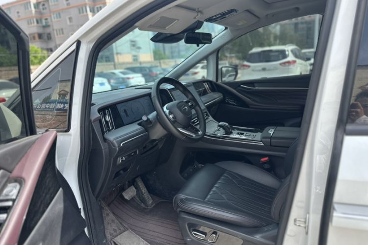 Used GAC Trumpchi M8 2024 Master Series 400T Prestige Edition Interior 2