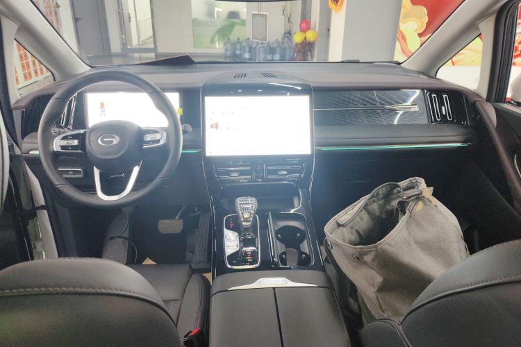 Used GAC Trumpchi M8 2024 Master Series 400T Ultimate Edition Interior 2