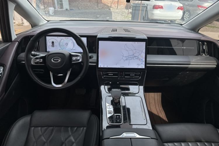 Used GAC Trumpchi M8 2024 Master Series 400T Prestige Edition Interior 3