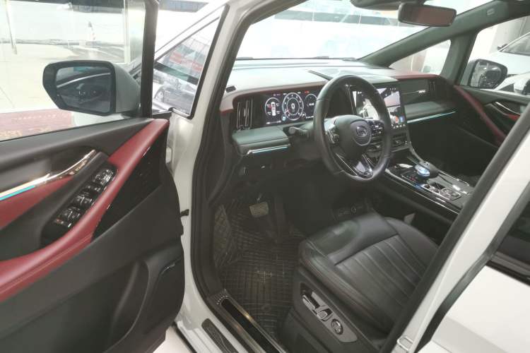 Used GAC Trumpchi M8 2024 Zongshi Series 400T Pioneer Edition Interior 3