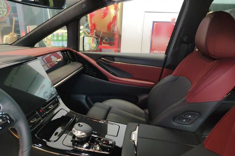 Used GAC Trumpchi M8 2024 Zongshi Series 400T Ultimate Edition Interior 3