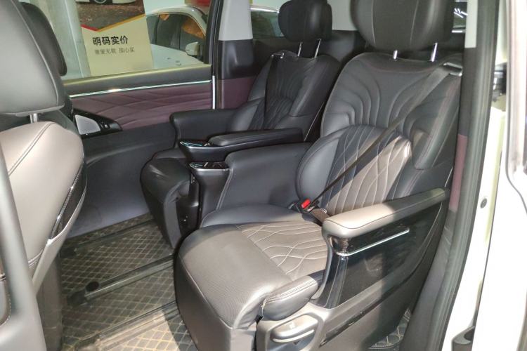 Used GAC Trumpchi M8 2024 Master Series 400T Ultimate Edition Interior 4
