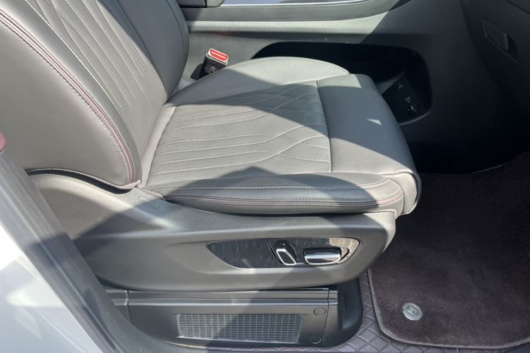 Used GAC Trumpchi M8 2024 Master Series 400T Ultimate Edition Interior 4