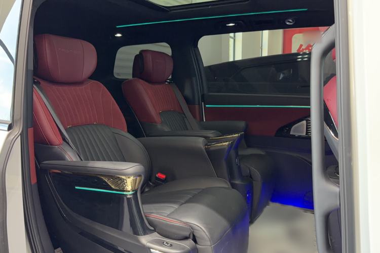 Used GAC Trumpchi M8 2024 Zongshi Series 400T Ultimate Edition Interior 4