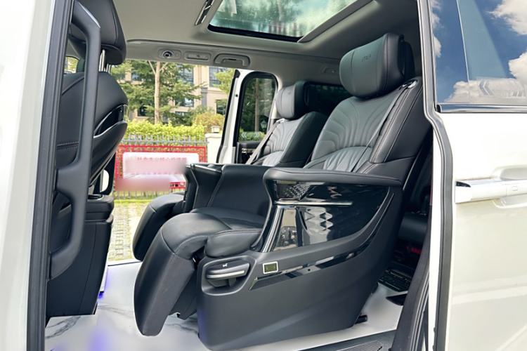 Used GAC Trumpchi M8 2024 Master Series 400T Ultimate Edition Interior 5
