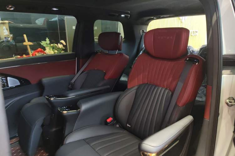 Used GAC Trumpchi M8 2024 Zongshi Series 400T Ultimate Edition Interior 5
