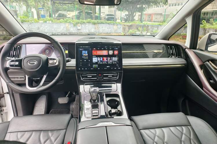 Used GAC Trumpchi M8 2024 Master Series 400T Ultimate Edition Interior 6