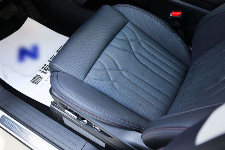 Used GAC Trumpchi M8 2024 Master Series Super Hybrid Edition Interior 7