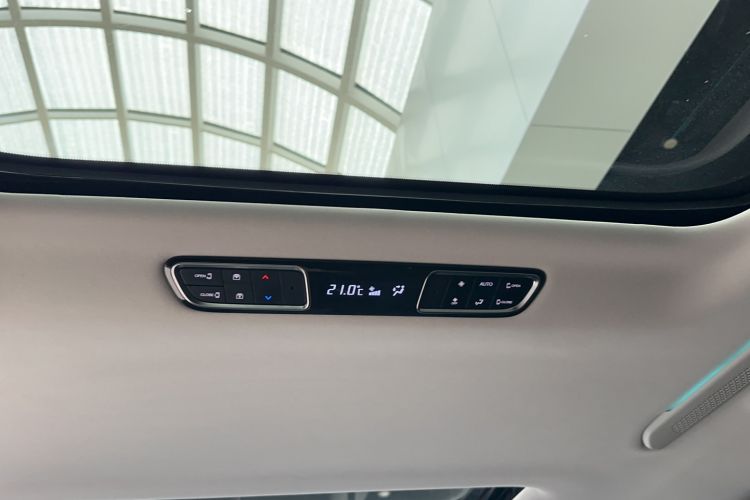 Used GAC Trumpchi M8 2024 Master Series 400T Ultimate Edition Interior 7