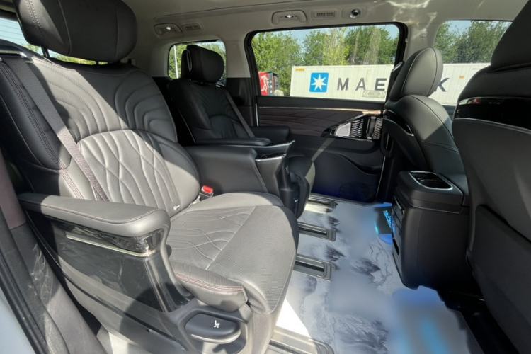 Used GAC Trumpchi M8 2024 Master Series 400T Ultimate Edition Interior 7