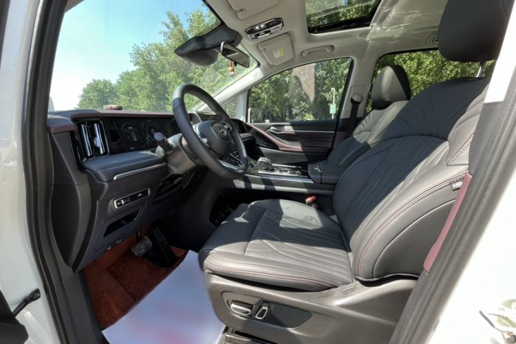Used GAC Trumpchi M8 2024 Master Series 400T Prestige Edition Interior 7